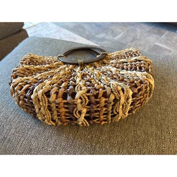 Boho Straw Woven Handbag Brown Tan Fan Shape Wooden Circle Handle Tote Bag EUC - Picture 3 of 8
